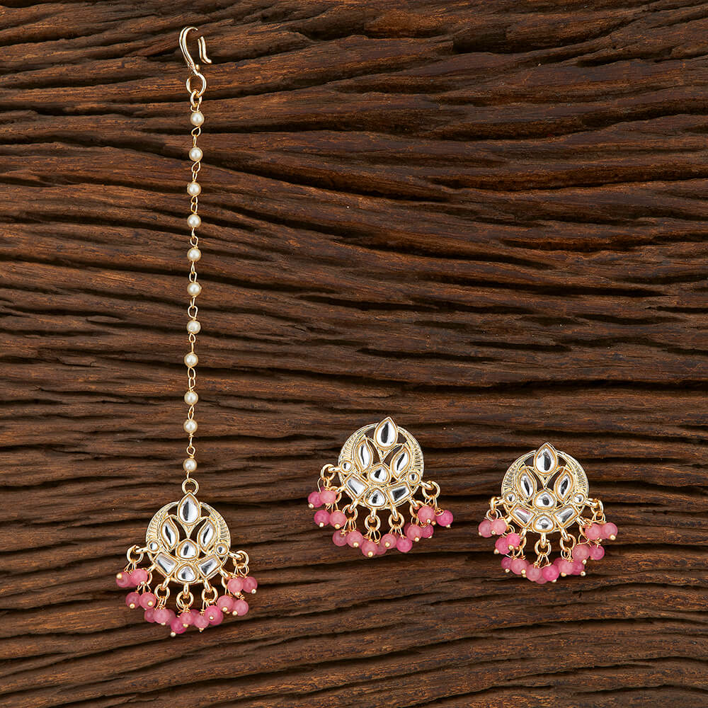 Earring with Tikka (Pink)
